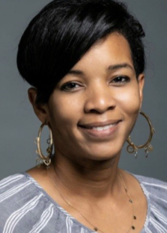 Headshot of Dr. Nicci Dowd